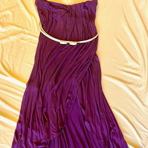 Elegant sleeve-less long dress